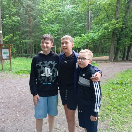 thumb_2200_12759.jpg