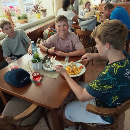 thumb_2225_13058.jpg