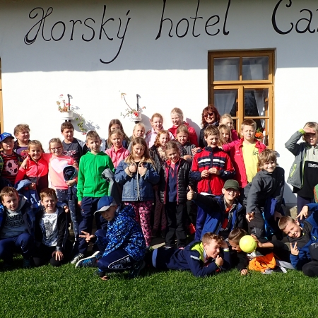 Škola v přírodě 4.A, 4.B Hotel Čarták